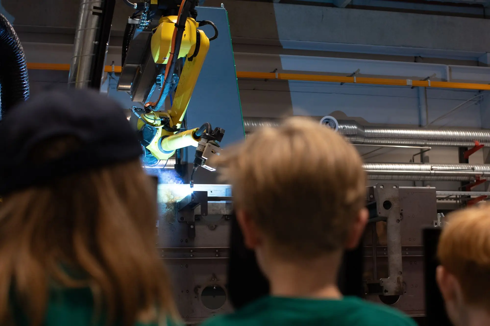 Beøgsklasse fra Susåskolen er med i projekt virkligskolen, hvor de gennem hele deres folkeskoletid skal besøge smedevirksomheden P.K. Jeppesen to gange om året.
